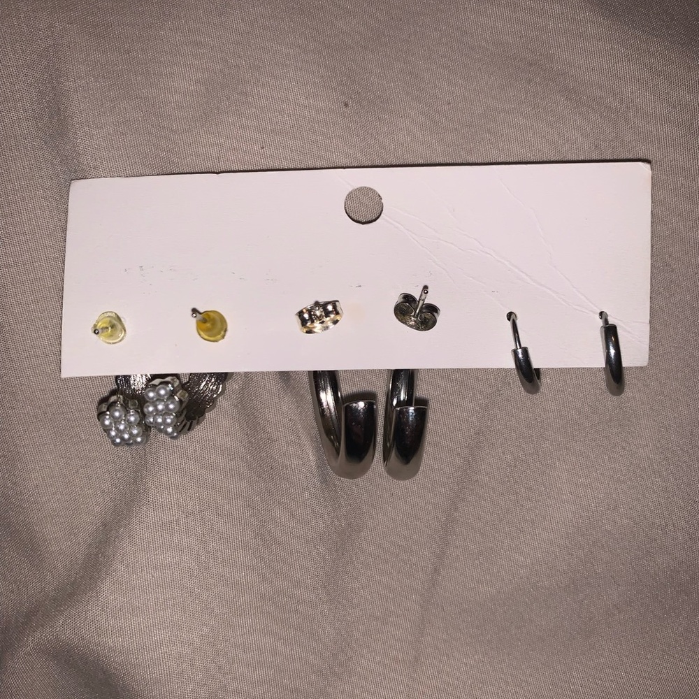 Assorted Hoop Earring Pack - Picture 2 of 2